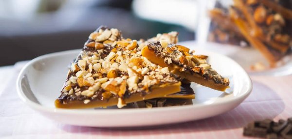 video_chocolate_covered_toffee