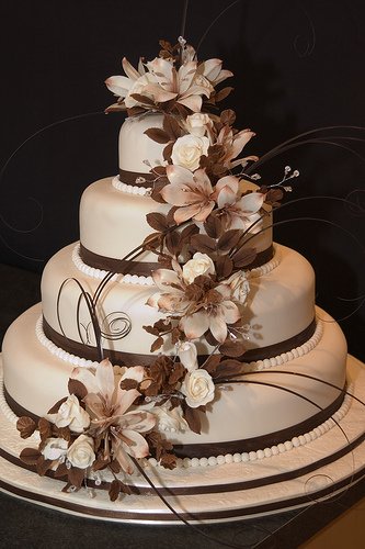 chocolate-wedding-cakes-2